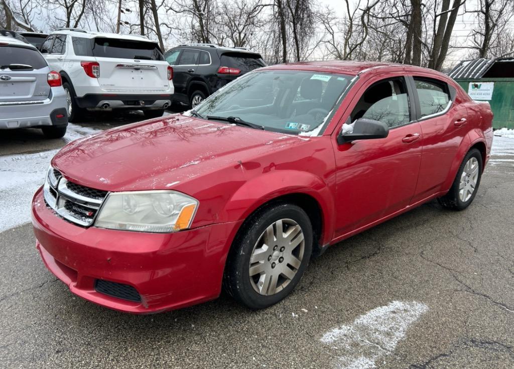 2014 Dodge Avenger SE's photo