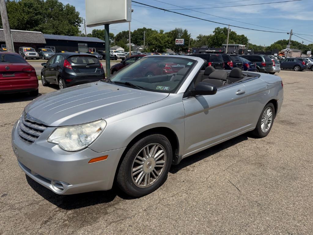 2009 Chrysler Sebring LX's photo