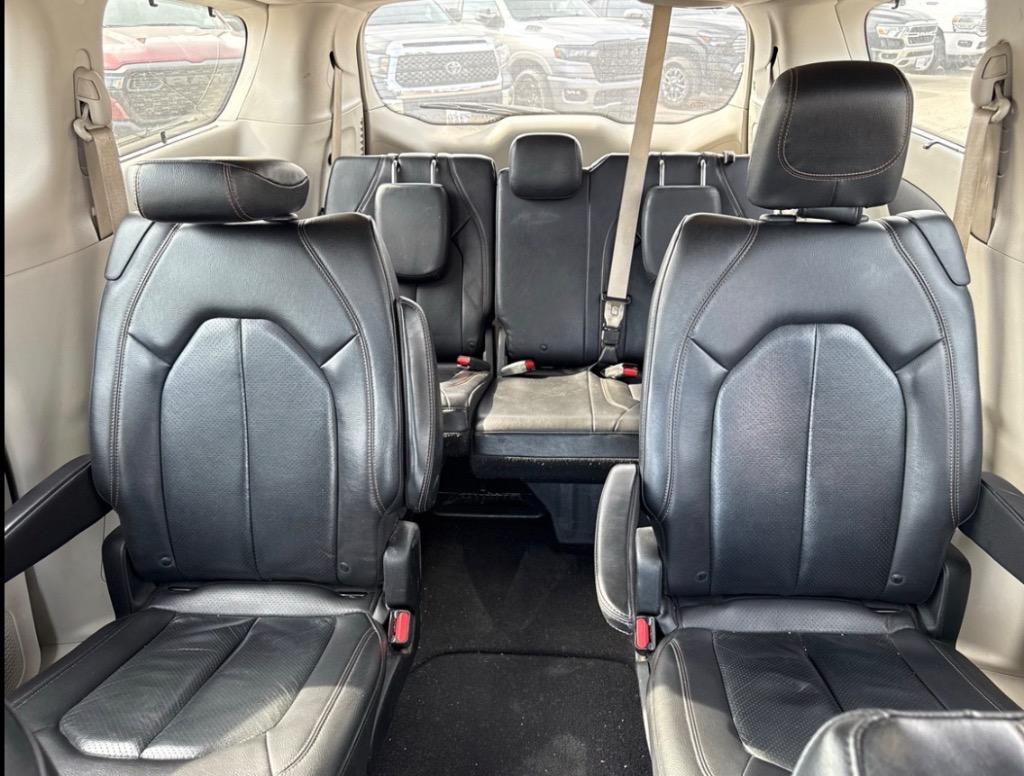 2019 Chrysler Pacifica Touring L - Photo 10