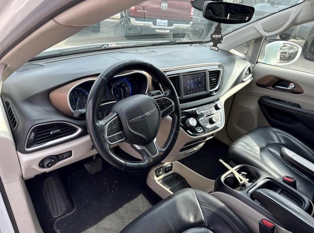 2019 Chrysler Pacifica Touring L - Photo 20