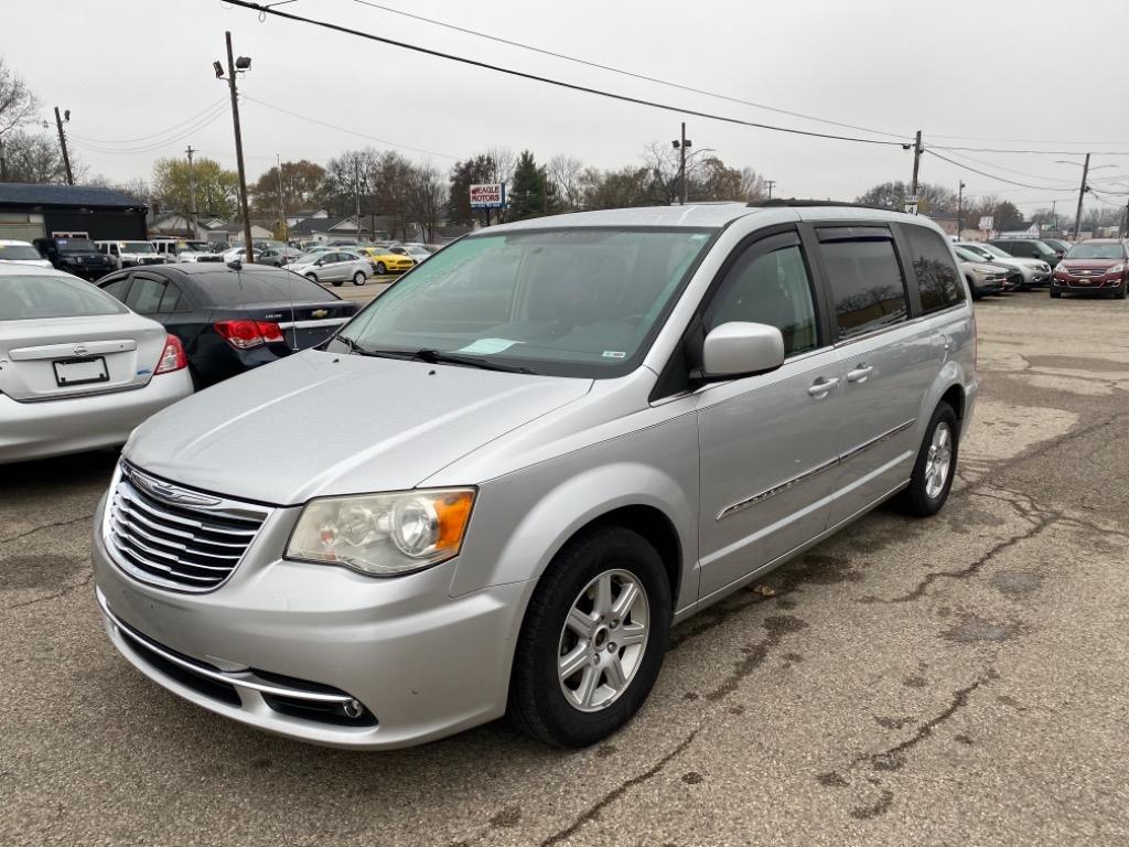 2011 Chrysler Town & Country Touring