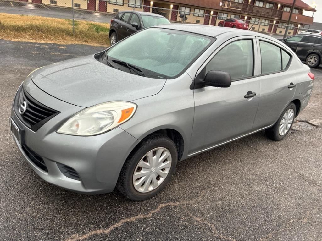 2013 Nissan Versa Sedan S