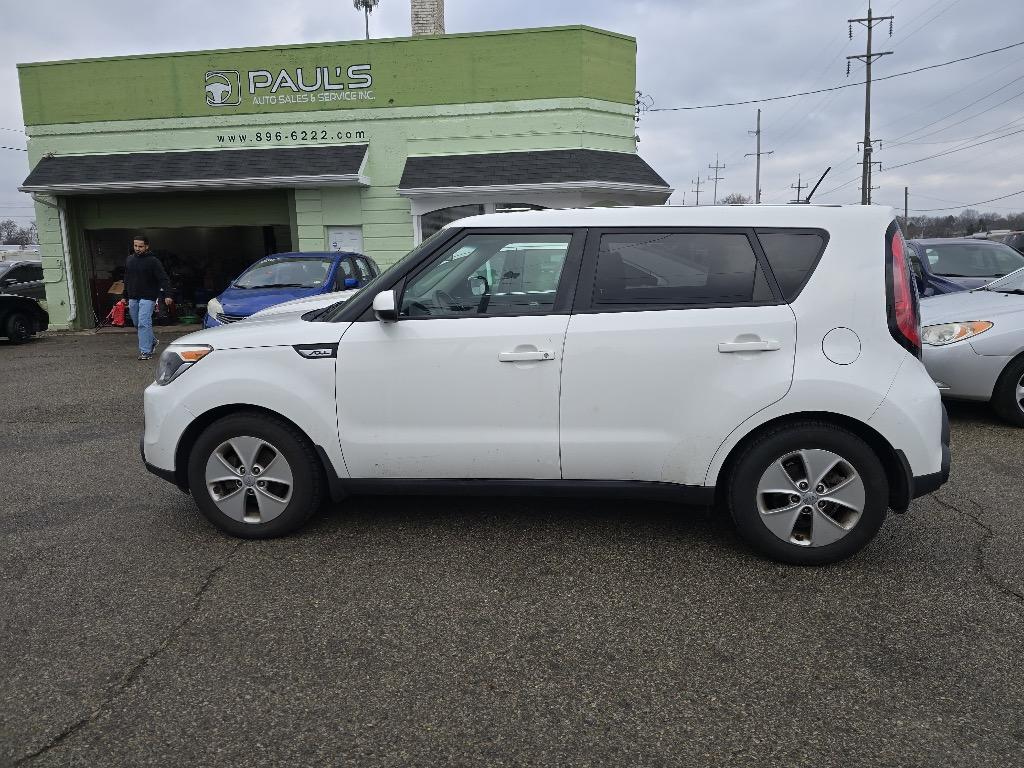 2016 Kia Soul Base's photo
