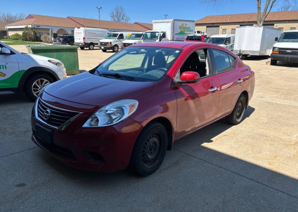 2012 Nissan Versa 1.6 SV CVT's photo