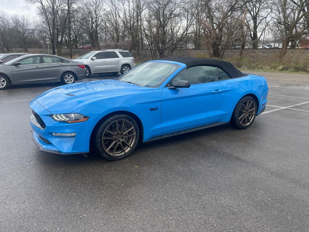 2022 Ford Mustang GT Premium's photo